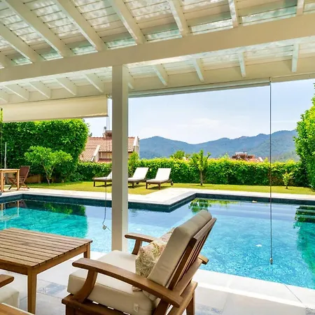 Sea View & Private Pool-peony 别墅 戈西克