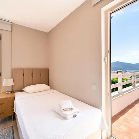 Sea View & Private Pool-peony Vila *